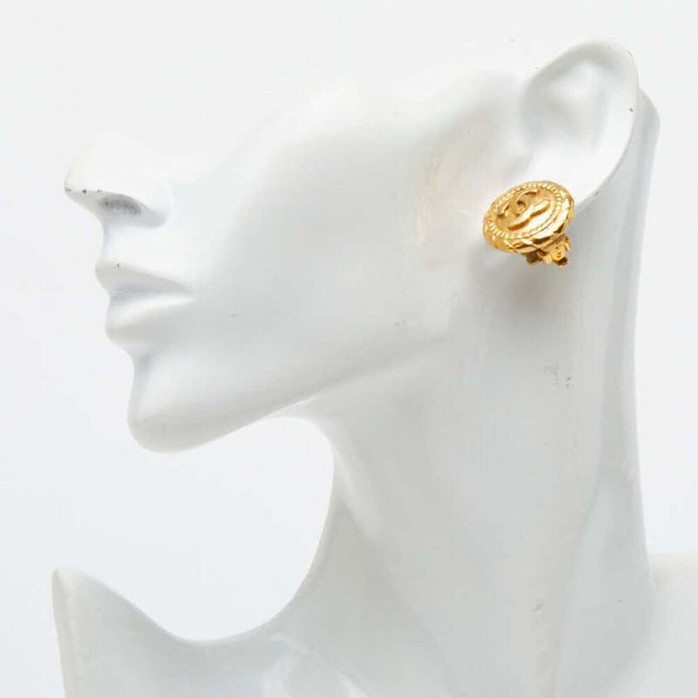 CHANEL Authentic Vintage Gold Logo Earrings - Picture 5 of 5